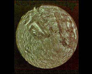 מירנדה : הירח של אורנוס